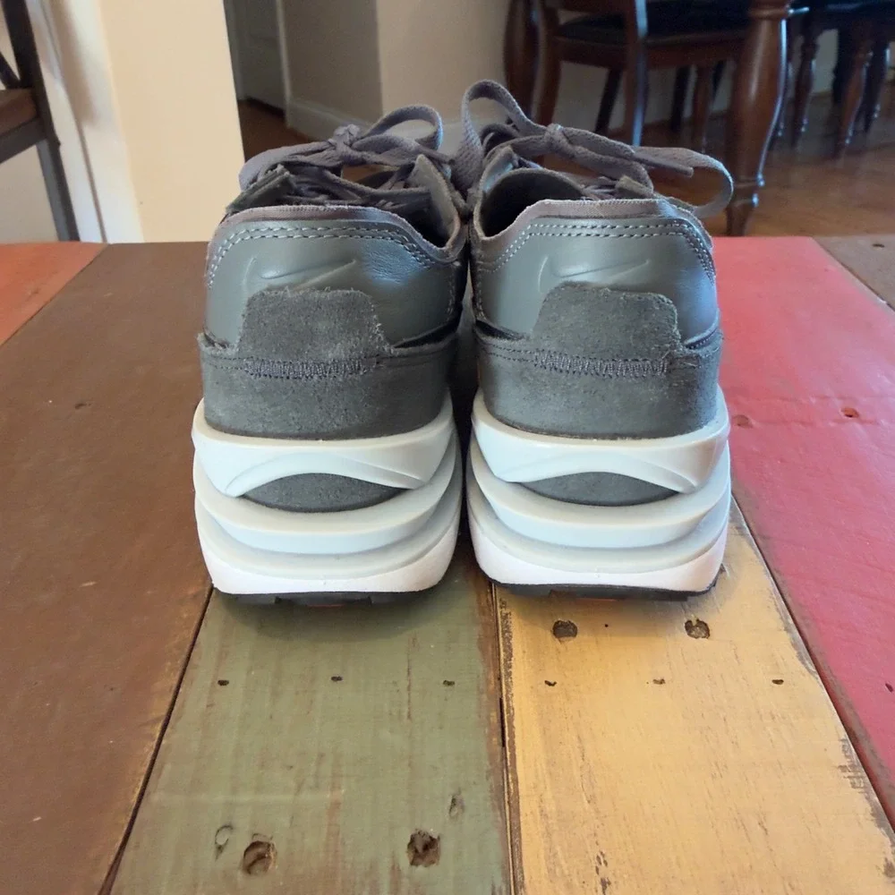 Nike Waffle One SE Anthracite Cool Grey Mens Sneakers DX9428-003‎ Size 8